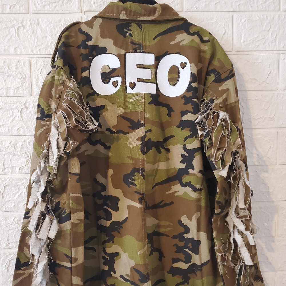 NWT Girls Fringe Sleeve Camo Jacket - 7/8-13/14